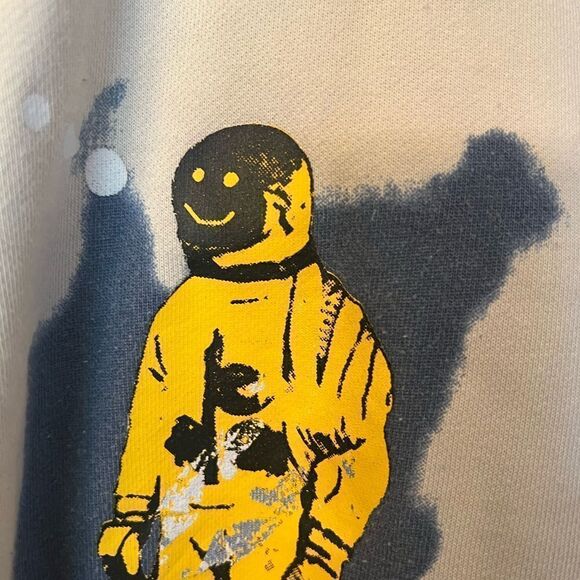 Astroworld Wish U Were Here distressed women’s cutoff tour hoodie. Size Small. - Picture 3 of 7